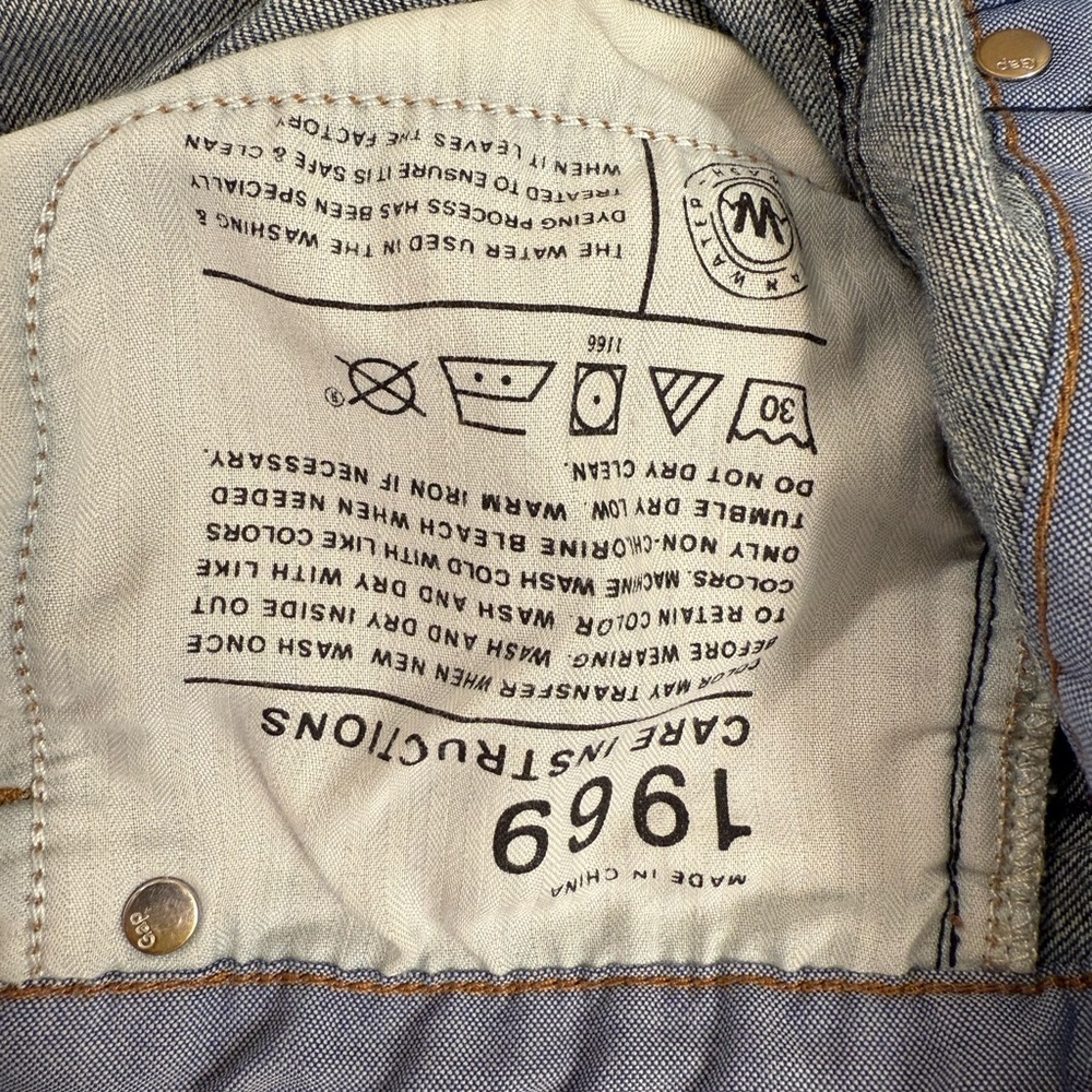 Gap 1969 Women's Blue Denim Jean Shorts - Picture 9 of 10